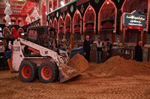 آماده‌سازی صحن حرم امام حسین(ع) برای مراسم عزاداری طویریج + عکس
