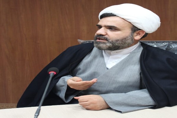 حجت‌الاسلام والمسلمین اسماعیل چراغی کوتیانی، استادیار جامعه‌شناسی موسسه آموزشی و پژوهشی امام خمینی(ره)