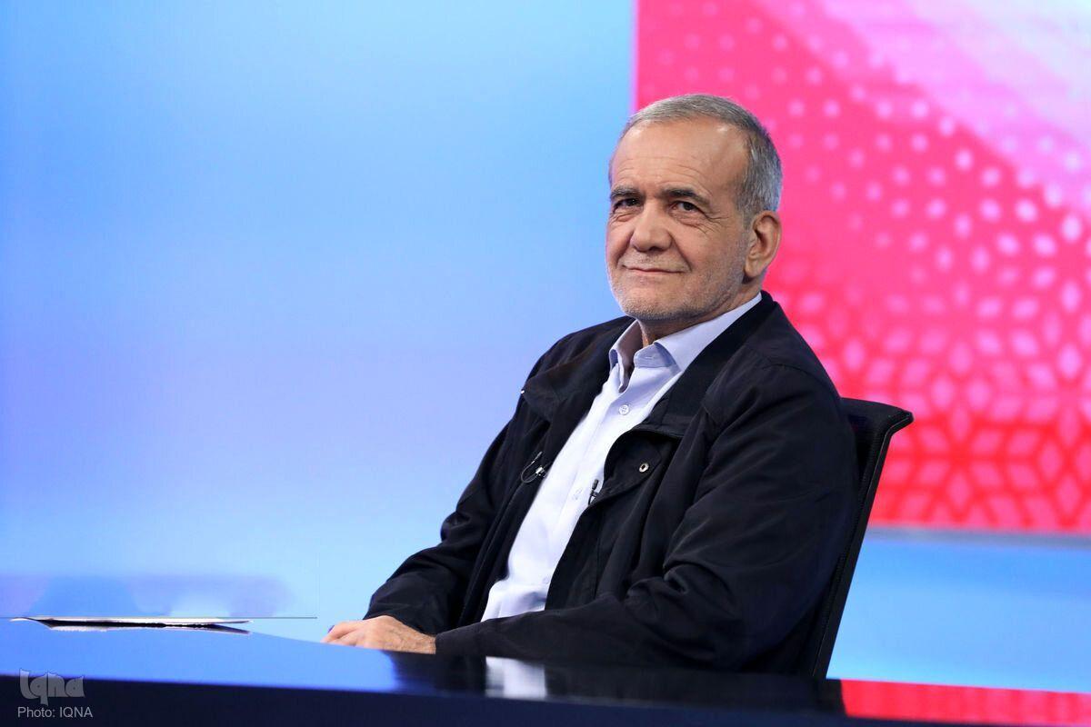 رییس جمهور قم را به مقصد تهران ترک کرد