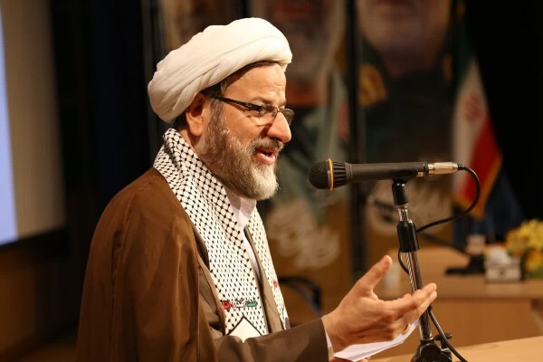 حجت‌الاسلام والمسلمین احمد واعظی، رییس دفتر تبلیغات اسلامی حوزه علمیه قم