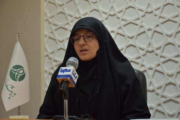 زهرا داورپناه، عضو هیئت علمی پژوهشکده زن و خانواده