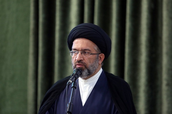 حجت‌الاسلام‌ والمسلمین سیداحمد مشرف، رئیس ستاد آیین‌های فاطمی حرم بانوی کرامت