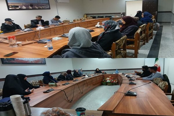 نشست گروه داستان‌خوانی و نقد داستان در قم برگزار شد  