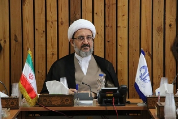 حجت‌الاسلام والمسلمین احمدحسین شریفی، رئیس دانشگاه قم