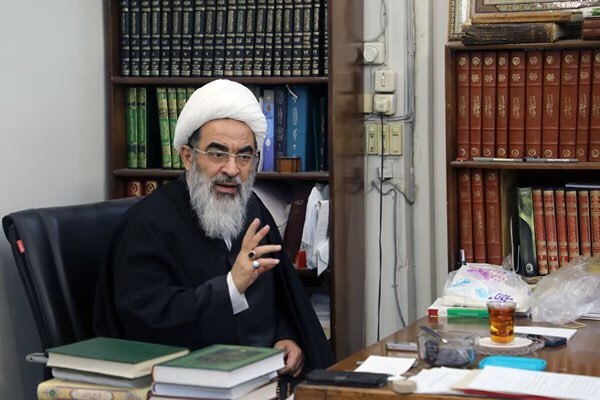 آیت‌الله محمدجواد فاضل‌لنکرانی، رئیس مرکز فقهی ائمه اطهار(ع)