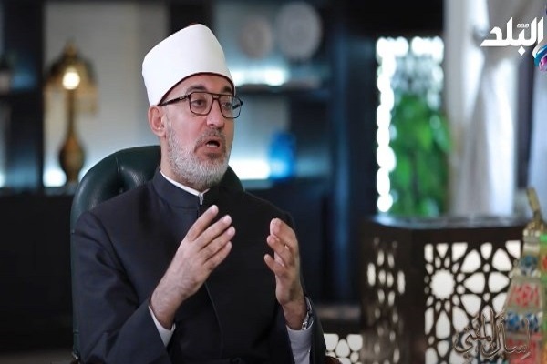 مفتی مصر: تفسیر قرآن با هوش مصنوعی شرعاً جایز نیست