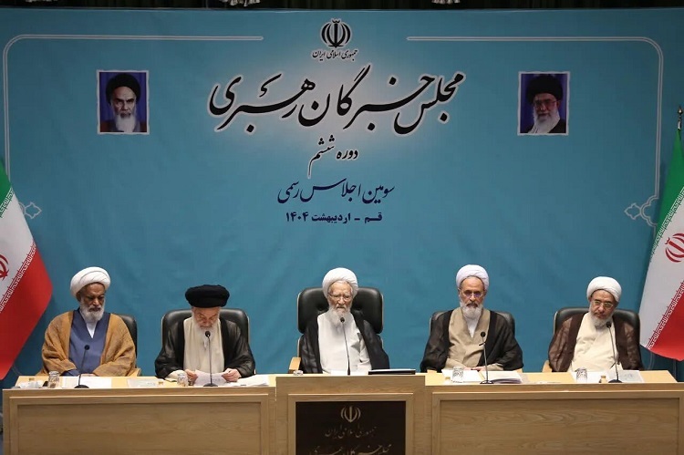 آیت‌الله موحدی کرمانی، رئیس مجلس خبرگان رهبری