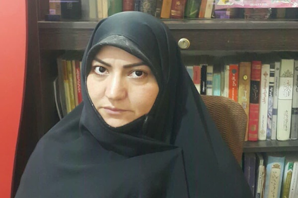 راضیه زارعی، مدیرگروه علوم سیاسی دانشگاه بین‌المللی علامه عسکری(ع)