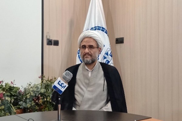 تبیین مقاومت در مسیر حق با توجه به مکتب حسینی