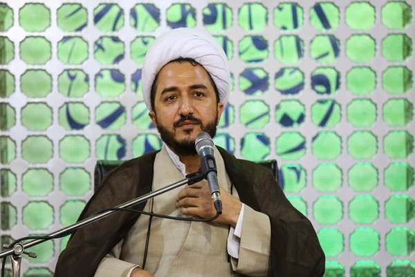 حجت‌الاسلام والمسلمین صادق فلاح‌پور، رئیس کتابخانه آستان مقدس حضرت فاطمه معصومه(س)