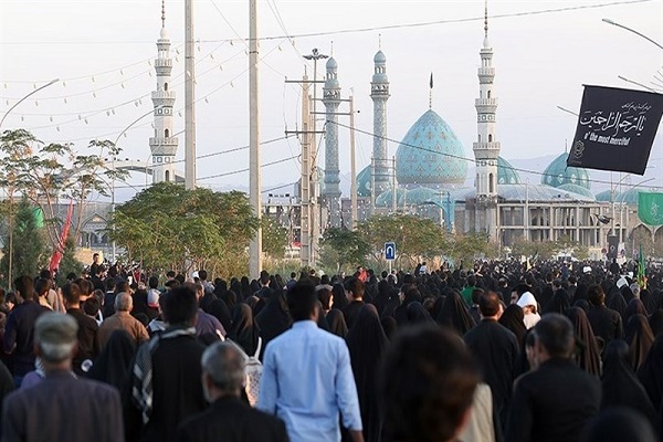 پیاده‌روی و اجتماع دلدادگان حسینی