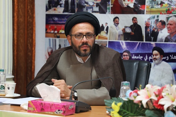 حجت‌الاسلام والمسلمین سیدعلی بطحائی، عضو هیئت علمی دانشکده مطالعات ملل اسلامی دانشگاه ادیان و مذاهب