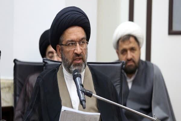 حجت‌الاسلام‌ والمسلمین سیداحمد مشرف، رئیس ستاد آیین‌های فاطمی آستان مقدس بانوی کرامت 