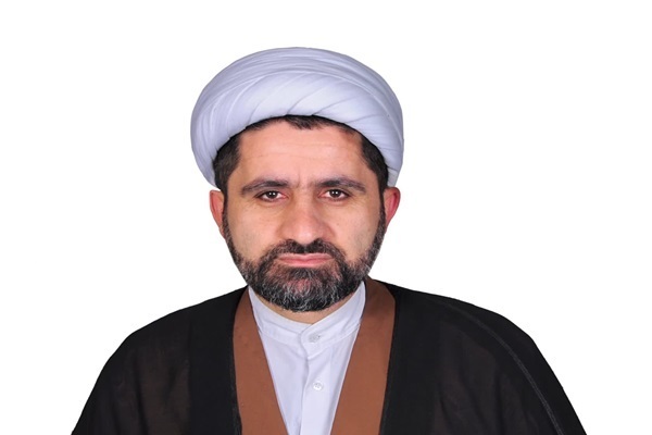 حجت‌الاسلام والمسلمین اصغر تقی‌نسب، استاد تفسیر موسسه آموزش عالی ائمه اطهار(ع)