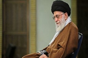 به وعده‌ی الهی درباره‌ی پیروزی حق و زوال باطل یقین کنیم