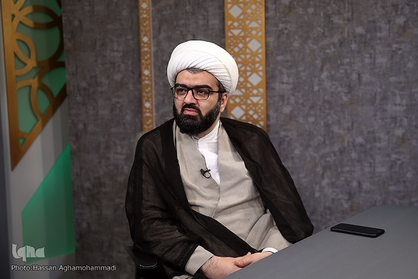حجتالاسلام والمسلمین سعید کرمی، معاون فرهنگی نهاد نمایندگی مقام معظم رهبری حجتالاسلام والمسلمین سعید کرمی، معاون فرهنگی نهاد نمایندگی مقام معظم رهبری
