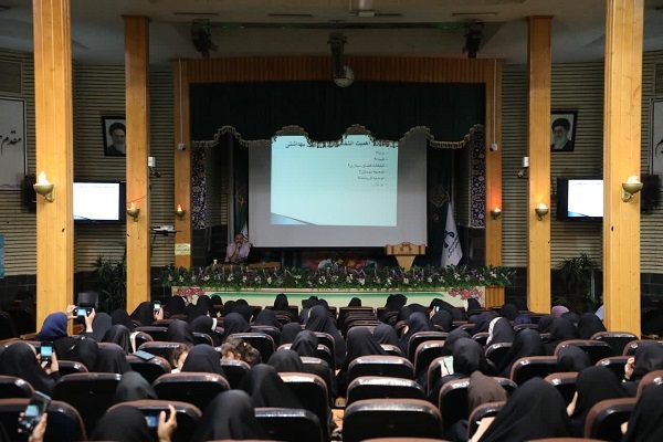 دوره‌های آموزش ارتقای آگاهی سلامت مربیان آموزش و پرورش