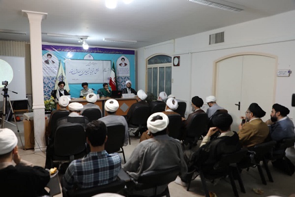 نشست علمی «بررسی تجزیه شیمیایی در صدق استحاله» نشست علمی «بررسی تجزیه شیمیایی در صدق استحاله»