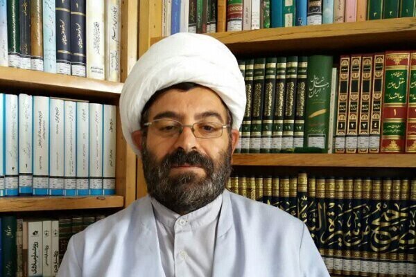 حجتالاسلام والمسلمین امیر علی حسنلو، استاد سطوح عالی حوزه و مدیر گروه تاریخ و سیره مرکز مطالعات و پاسخگویی به شبهات حوزههای علمیه حجتالاسلام والمسلمین امیر علی حسنلو، استاد سطوح عالی حوزه و مدیر گروه تاریخ و سیره مرکز مطالعات و پاسخگویی به شبهات حوزههای علمیه