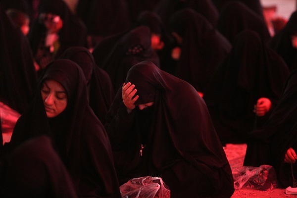 محفل عزاداری در حرم حضرت معصومه(س)