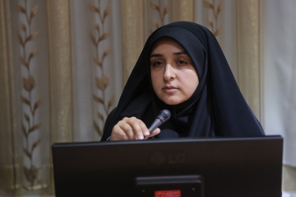 معصومه آمره، رئیس کمیسیون بانوان شورای اسلامی شهر قم