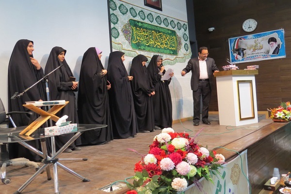 مراسم گرامیداشت روز دانشجو در دانشکده علوم قرآنی قم