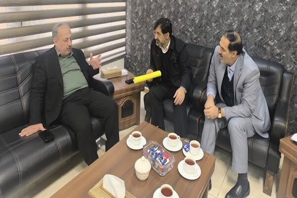 اکبر بهنام‌جو استاندار قم و مسعود نصرتی، معاون عمرانی وزیر کشور