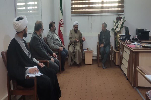 دیدار سرپرست روابط عمومی استانداری قم و رییس شورای سیاستگذاری ائمه جمعه قم