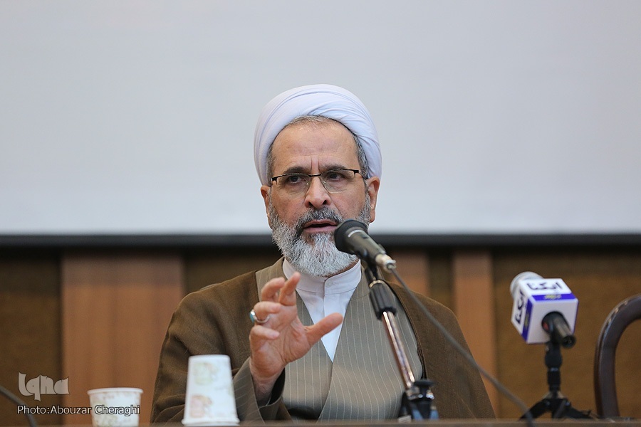 آیت‌الله علیرضا اعرافی، مدیر حوزه‌های علمیه کشور