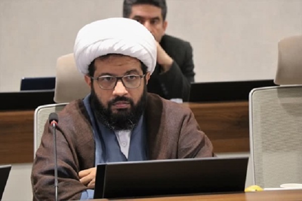 حجت‌الاسلام والمسلمین مهدی گرامی‌پور، عضو هیئت علمی و معاون فرهنگی دانشگاه قم