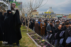 راهپیمایی مردم قم در حمایت از اقتدار نظام اسلامی وسپاه