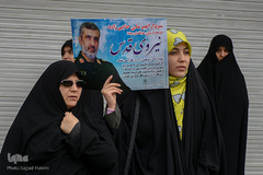 راهپیمایی مردم قم در حمایت از اقتدار نظام اسلامی وسپاه