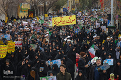 راهپیمایی مردم قم در حمایت از اقتدار نظام اسلامی وسپاه