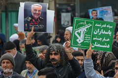 راهپیمایی مردم قم در حمایت از اقتدار نظام اسلامی وسپاه