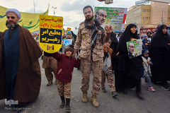 راهپیمایی مردم قم در حمایت از اقتدار نظام اسلامی وسپاه