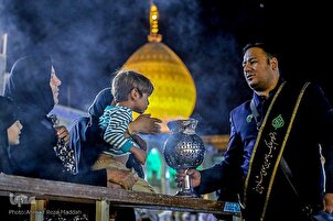 Shiraz : cérémonie à Shah-Chéraq en commémoration du martyre de l'imam Reza (as)