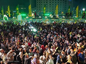 Dubban mutane ne suka yi maulidin Imam Ridha birnin Tehran