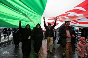 Pawai Serentak 22 Bahman di Seantaro Iran