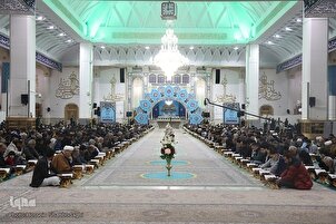 د کریمه اهل بیت(س)په حرم کې د روژې میاشتې دترتیل تلاؤت دستورې