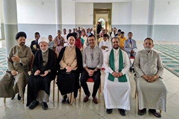 Recitação do Alcorão na Mesquita Imam Reza (a.s), Madagascar + vídeo