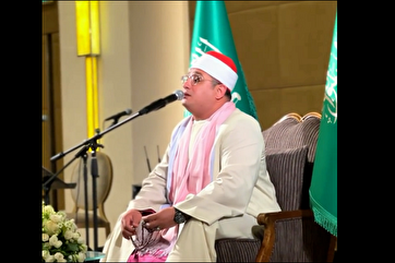 Mahmoud Shahat Anwar recita o Alcorão no Riyadh Hotel