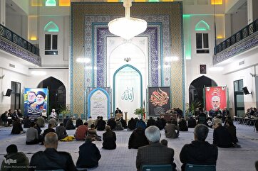 Em fotos: Sessão de Khatm Quran em Teerã