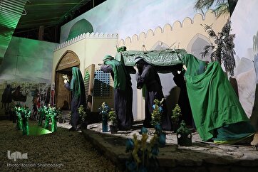 Galeria de fotos: Exposição marca o aniversário do martírio de Hazrat Zahra