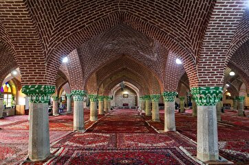 Galeria de Fotos: Mesquita dos 63 Pilares de Tabriz