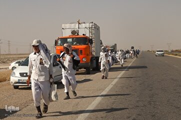 Fotos: Peregrinos de Arbaeen chegam ao sudeste do Irã antes da jornada para Karbala