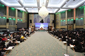 Em Fotos: Programa de Recitação do Alcorão em Comemoração ao Martir Soleimani