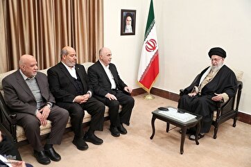 Fotos: Encontro do Líder da Revolução Islâmica com Oficiais do Hamas