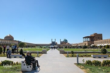 Praça Naqsh-e Jahan de Isfahan: Uma Grande Atração Turística em Nowruz
