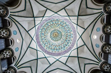 Одна из самых красивых мечетей Тегерана