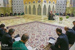 اصفھان میں محفل ختم قرآن شھدائے خدمت کے لیے